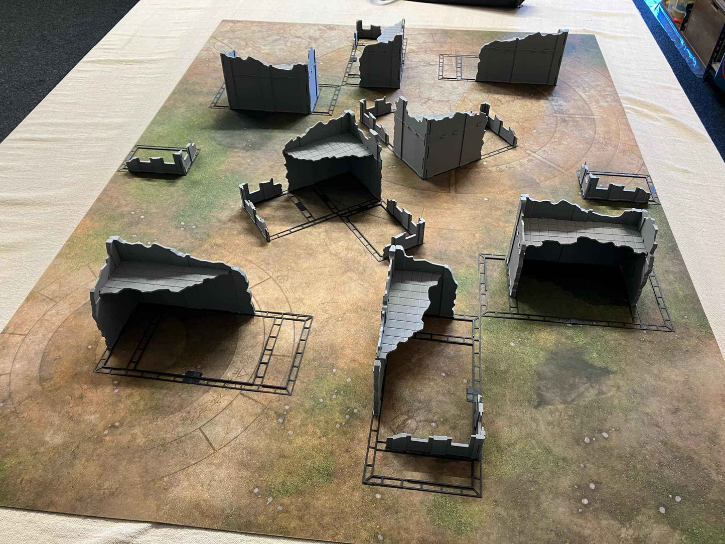 GW Foldable 40k Terrain Pack - GameCraft