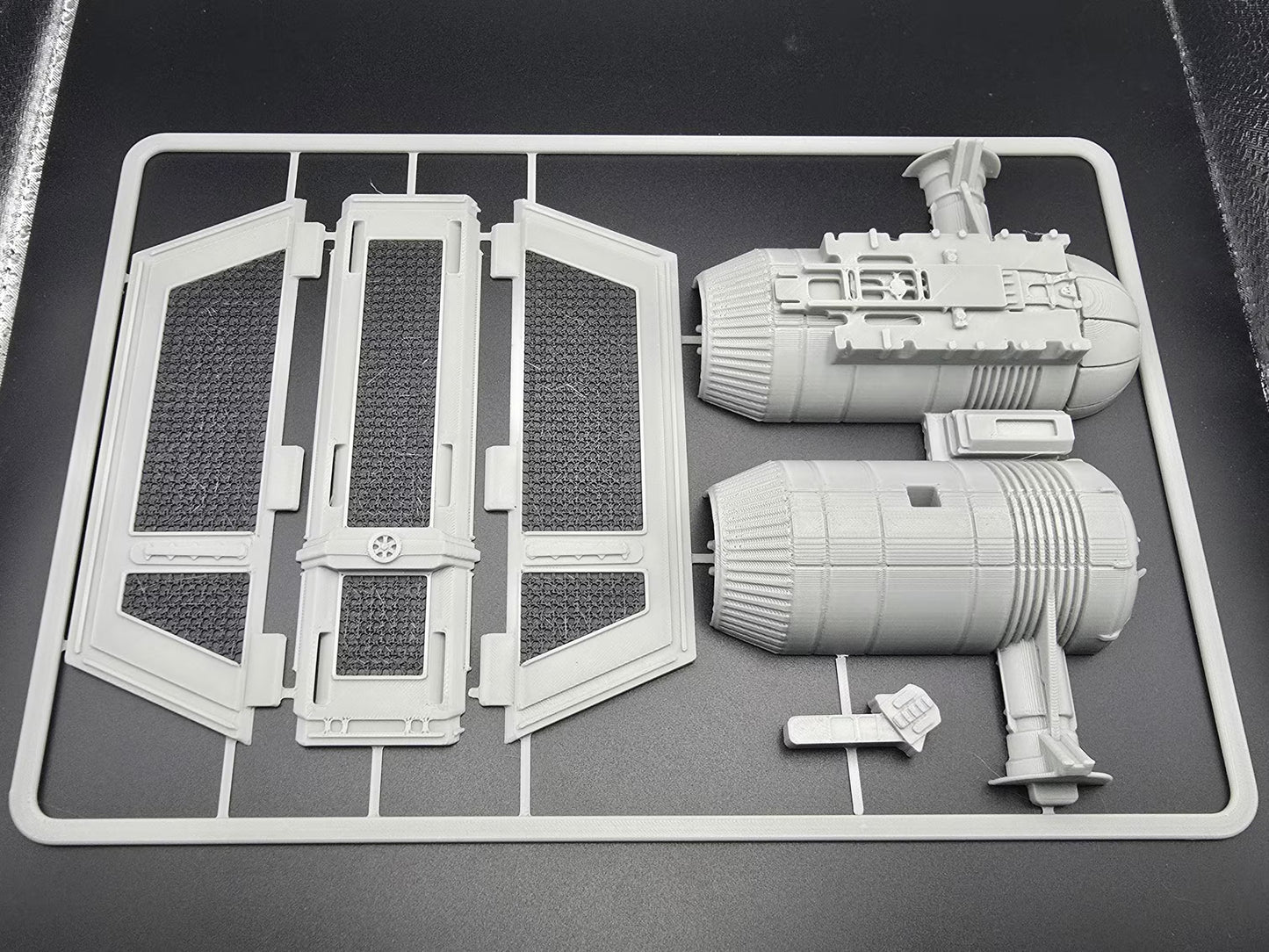 Kit Card Model: TIE Bomber - GameCraft
