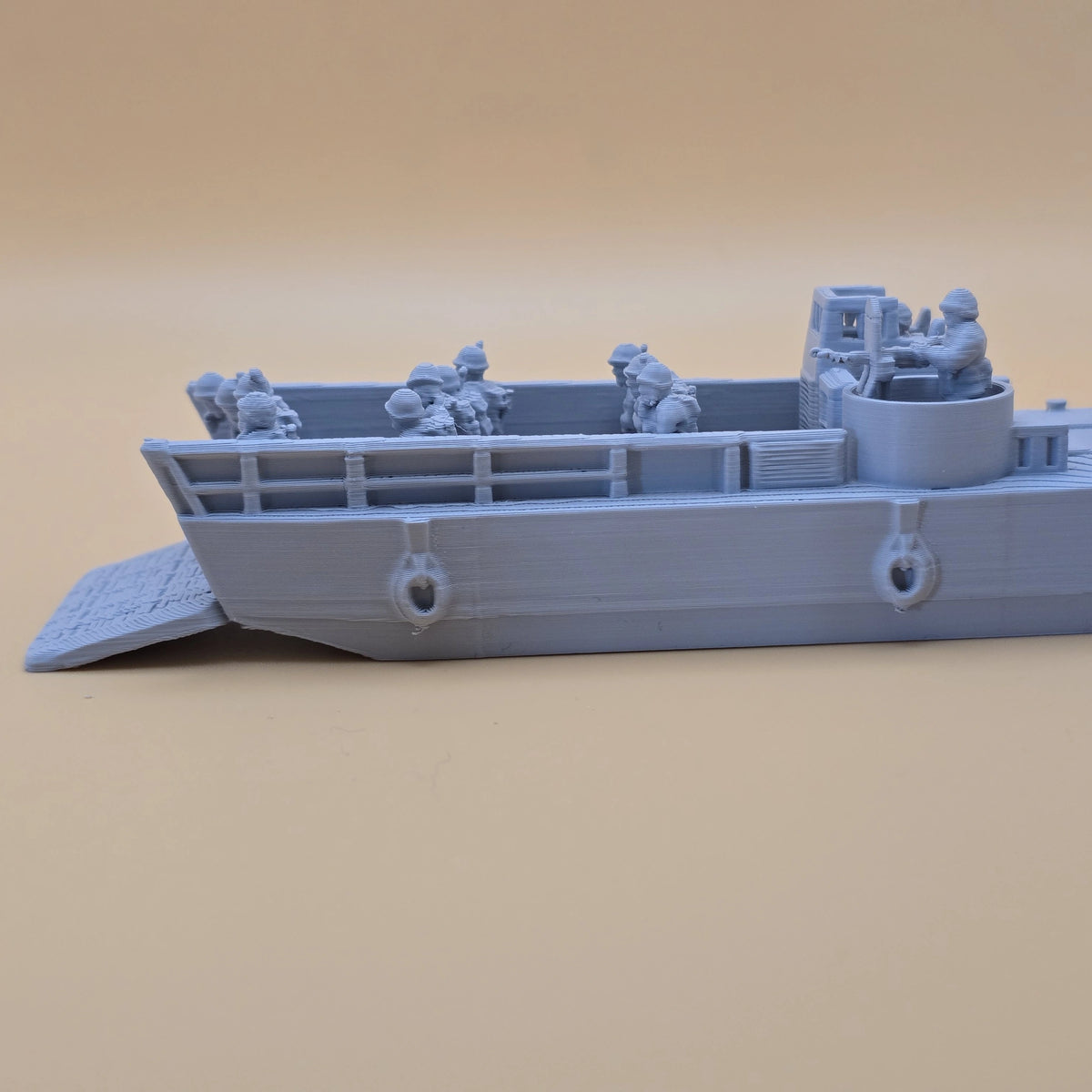15mm LCVP landing craft with lowered ramp, crew and infantry figures