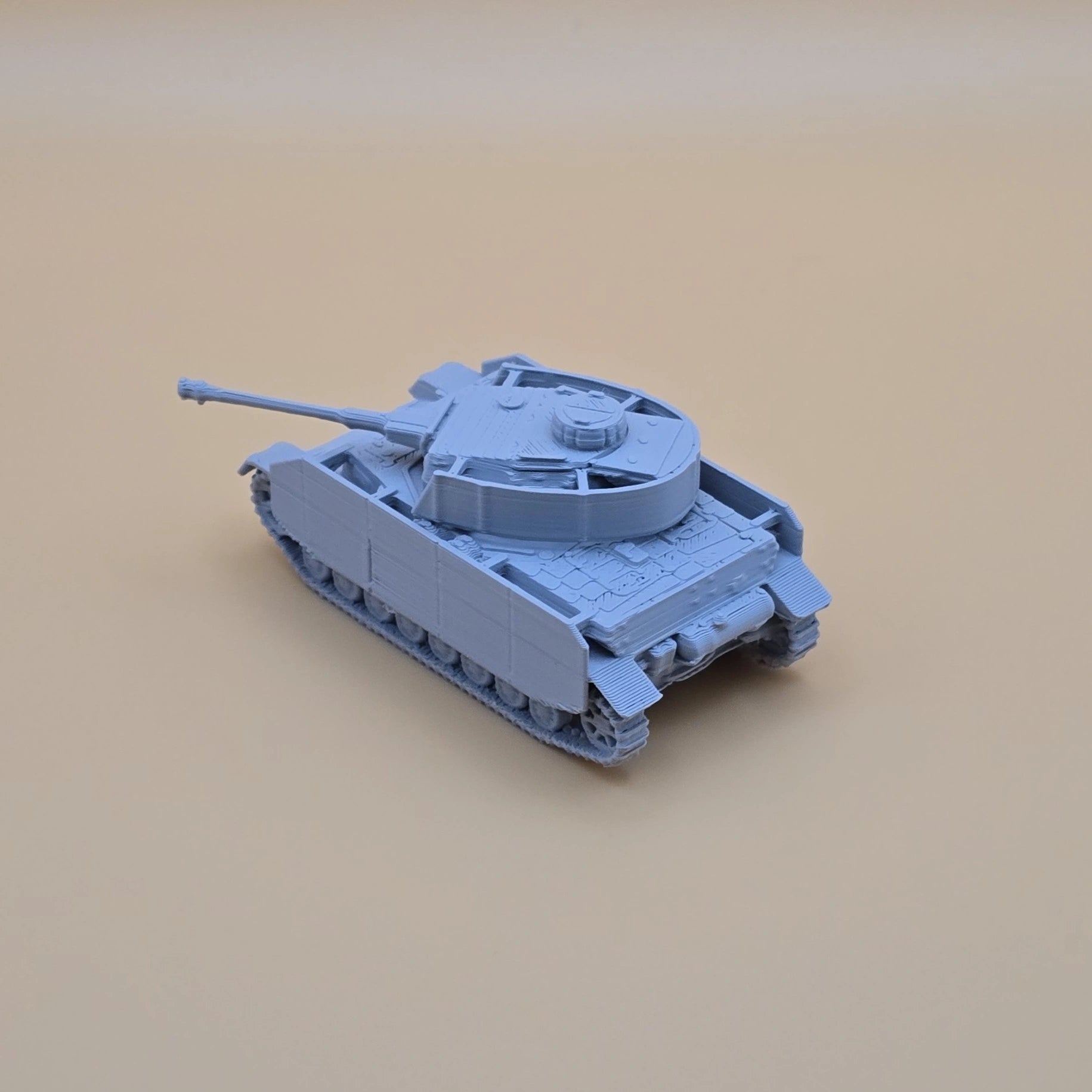 WW2 Panzer IV Ausf. F Medium Tank for 15mm wargaming