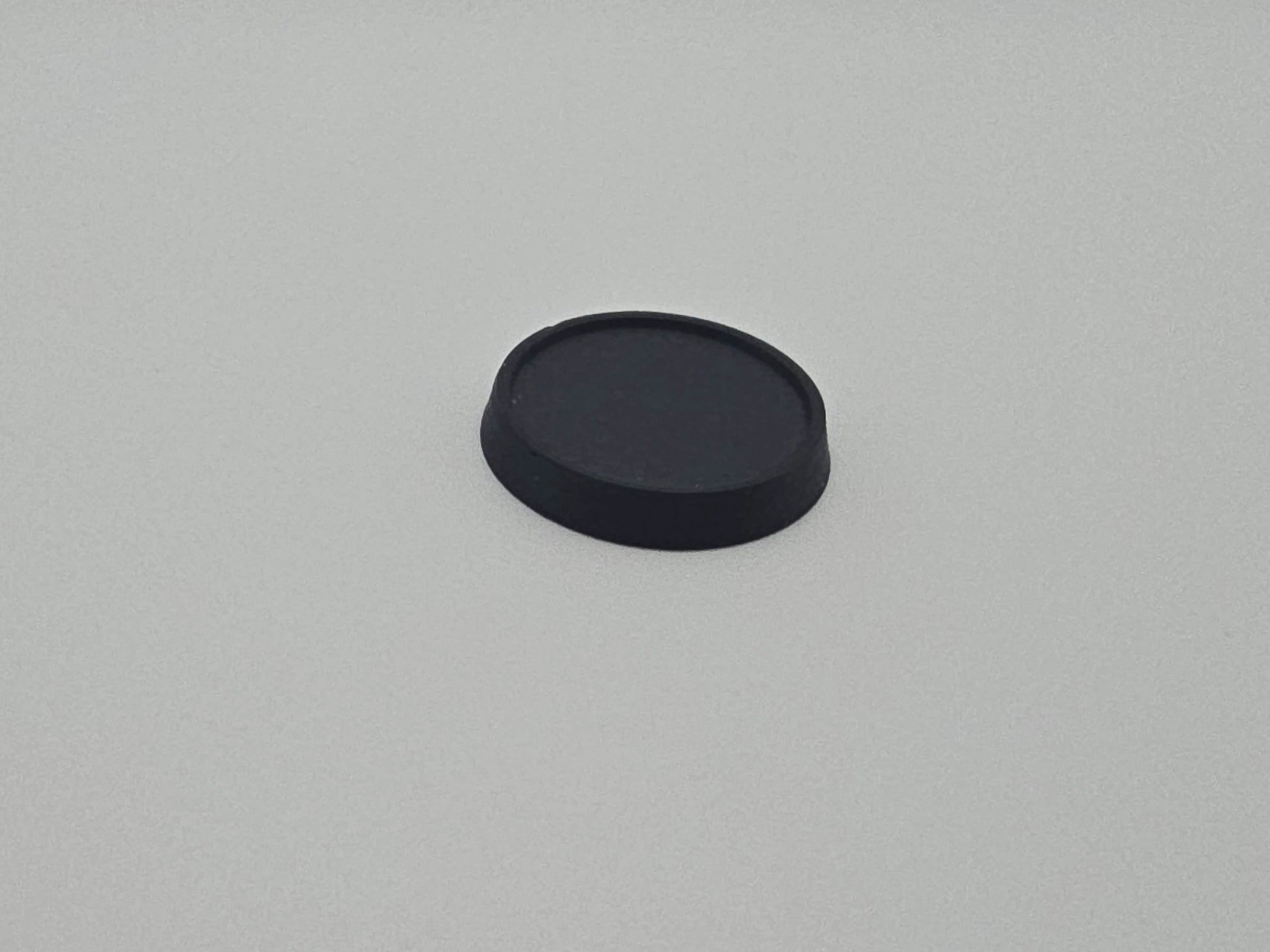Magnetic miniature bases for D&D or RPG Games