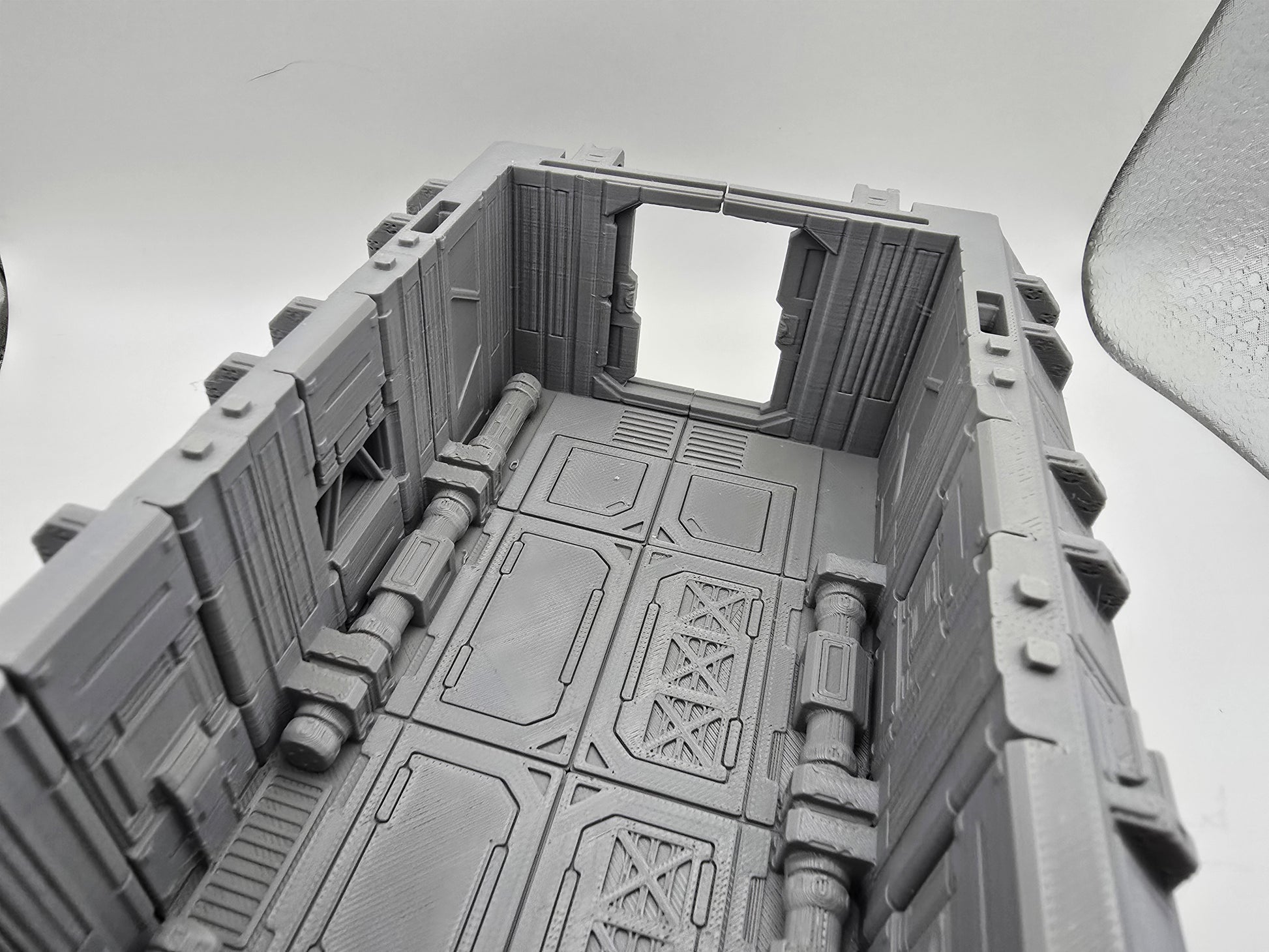 Space Outpost - Barracks
